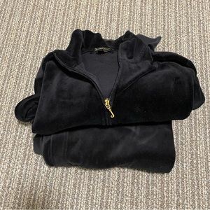 juicy couture sweatsuit. hoodie and pants